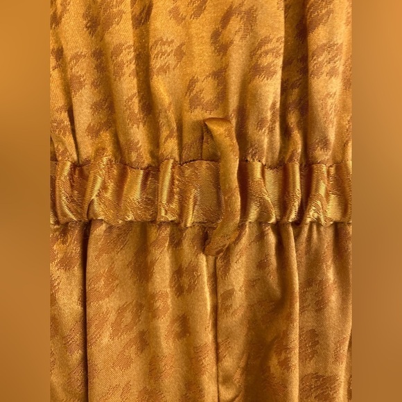 ANIMAL Print Jumpsuit - Picture 4 of 9